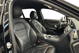 musta Mercedes-Benz C 2015 kuva 7.