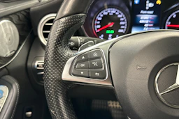 musta Mercedes-Benz C 2015 kuva 13.