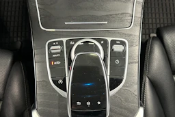 musta Mercedes-Benz C 2015 kuva 17.