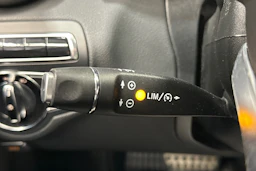 musta Mercedes-Benz C 2015 kuva 18.