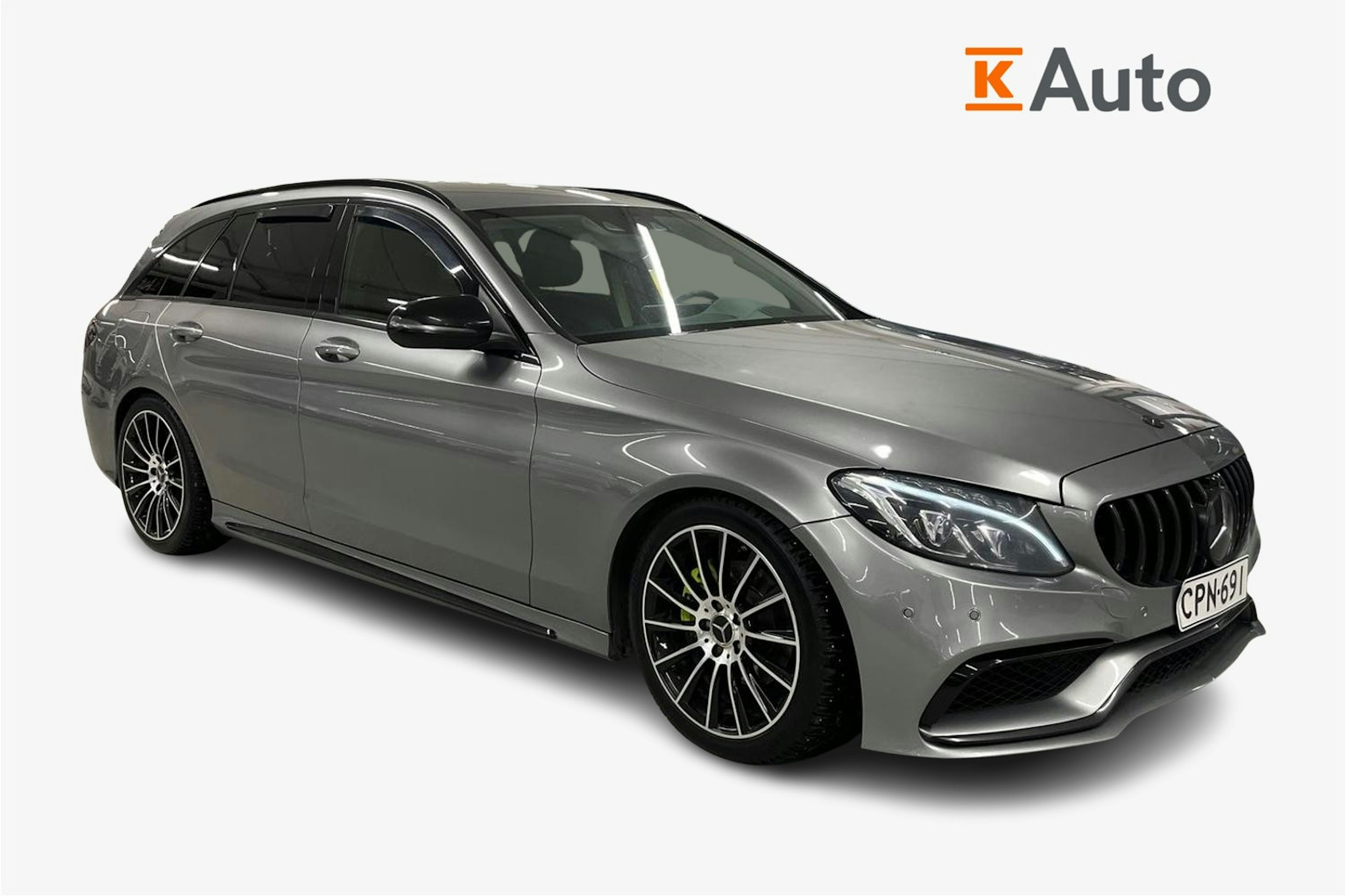 harmaa Mercedes-Benz C 2015 kuva 1.