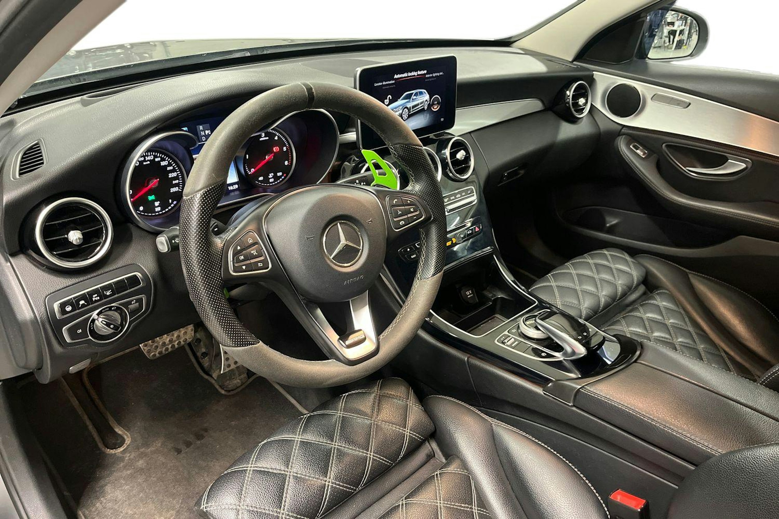 harmaa Mercedes-Benz C 2015 kuva 7.