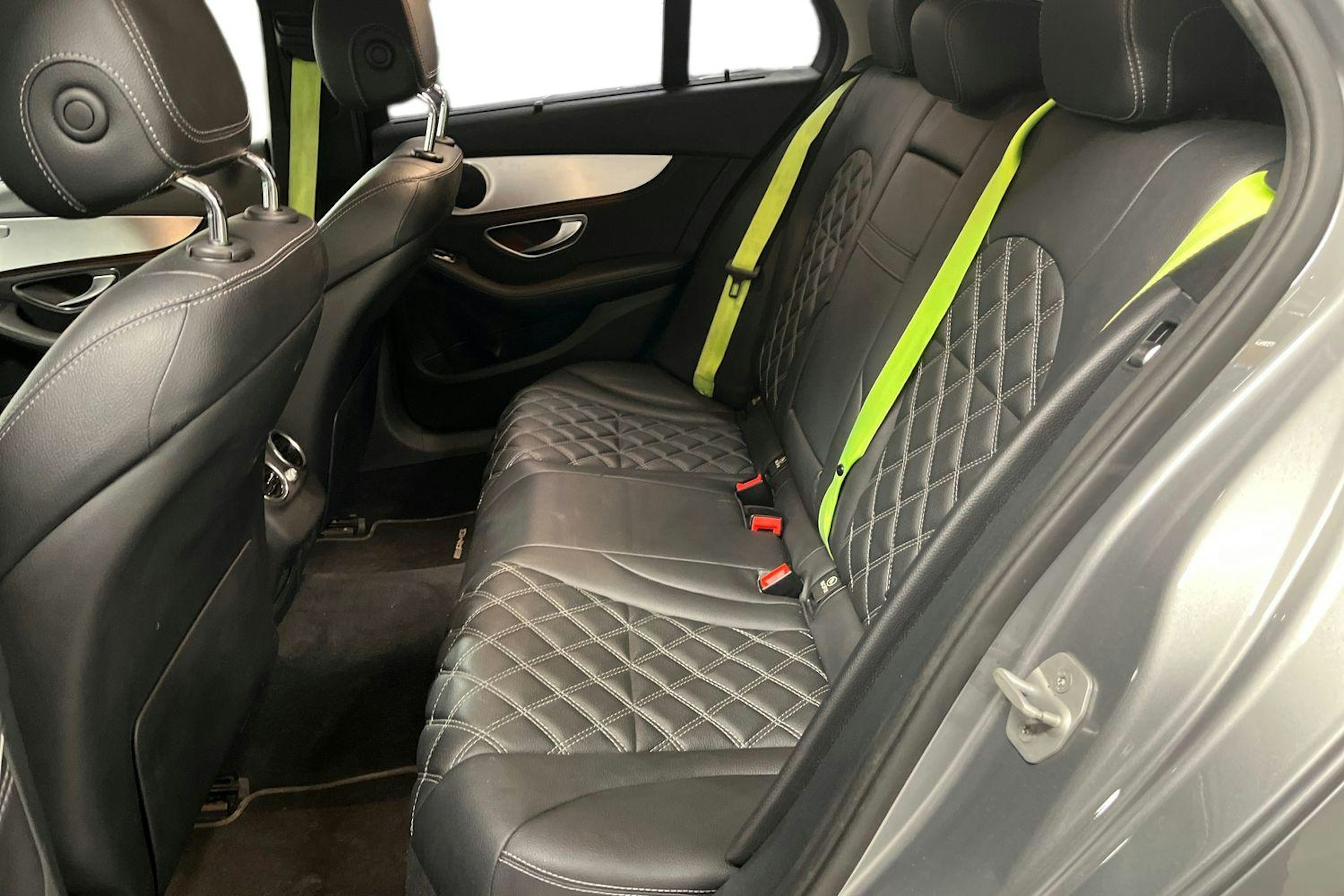 harmaa Mercedes-Benz C 2015 kuva 10.