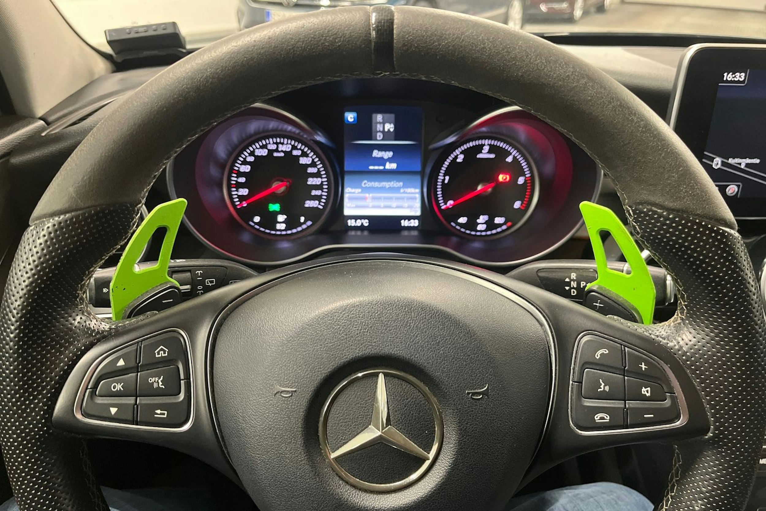 harmaa Mercedes-Benz C 2015 kuva 14.