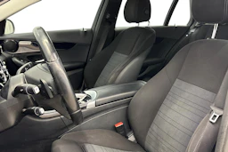 valkoinen Mercedes-Benz C 2015 kuva 9.
