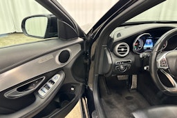 musta Mercedes-Benz C 2015 kuva 14.