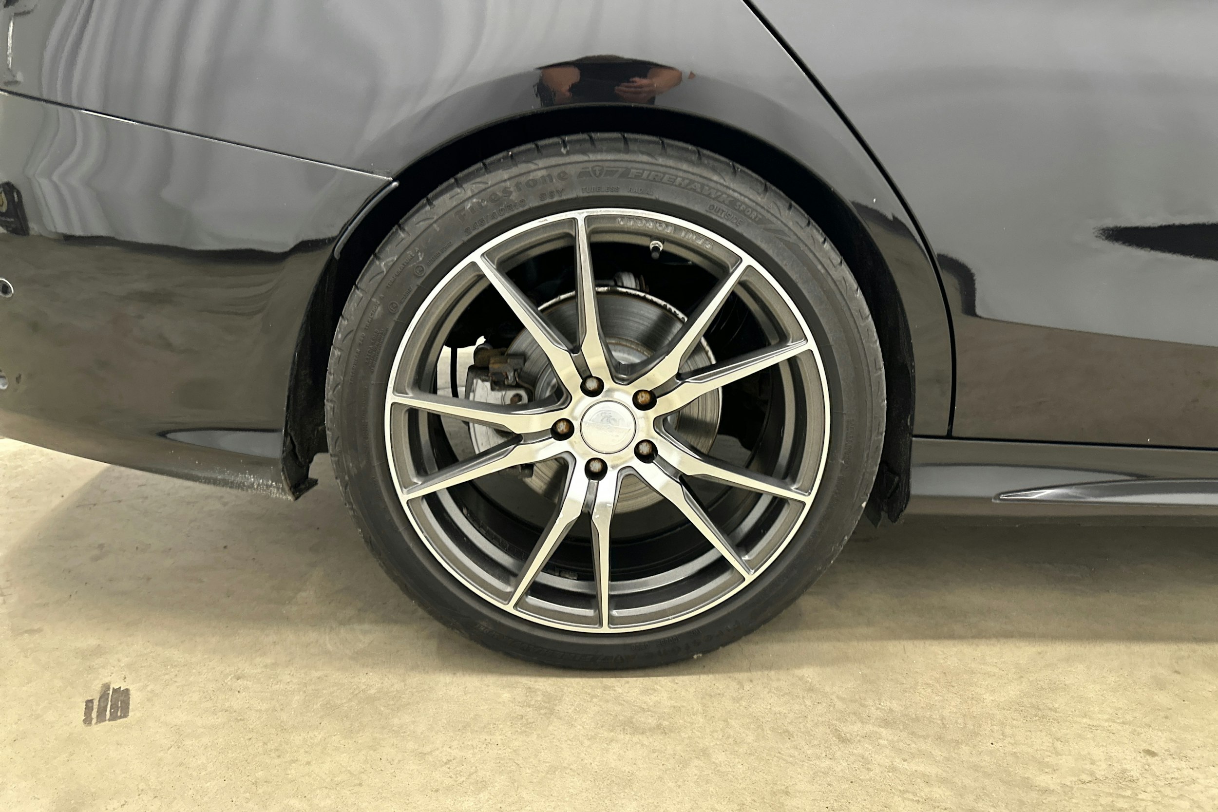 musta Mercedes-Benz C 2015 kuva 23.