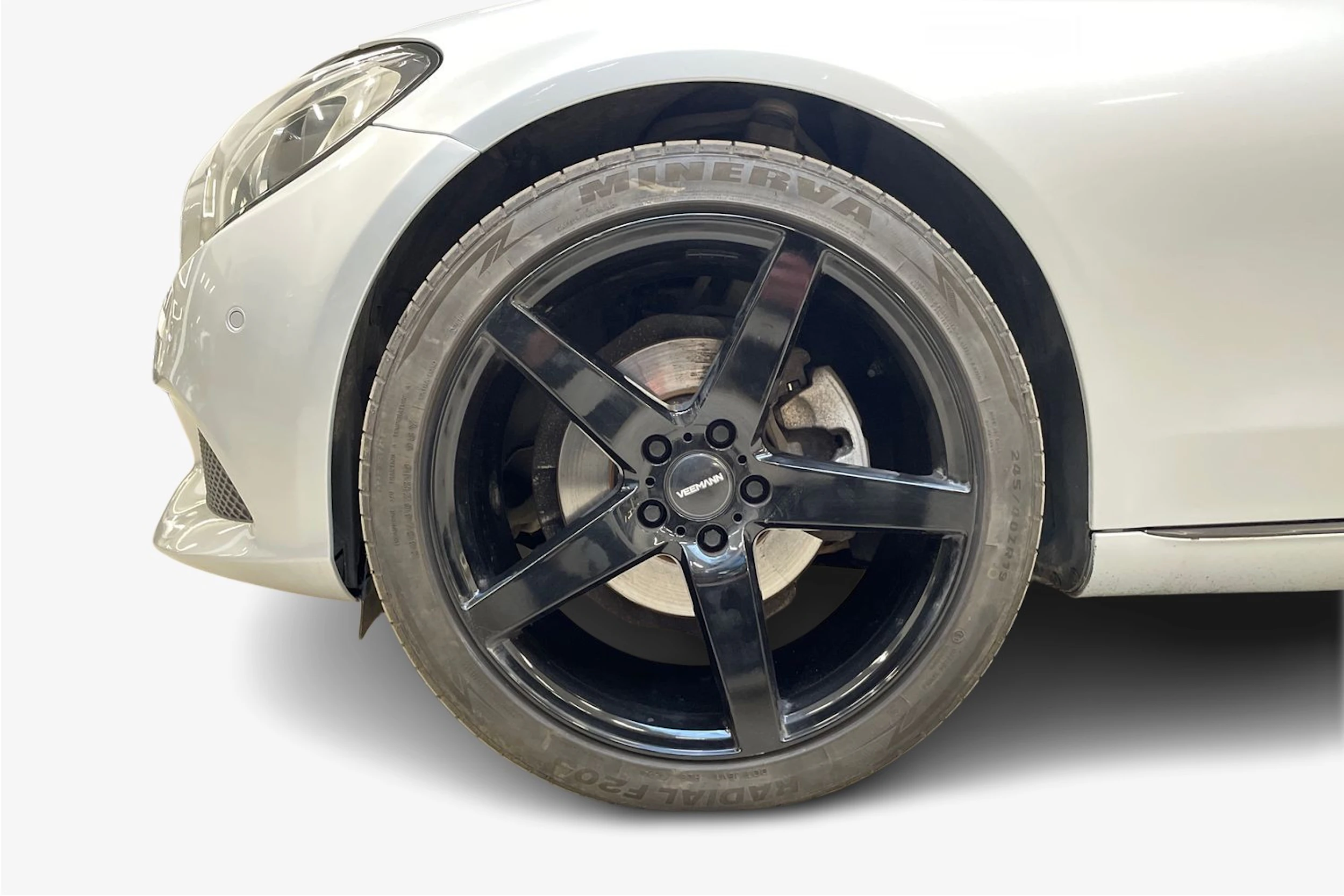 harmaa Mercedes-Benz C 2015 kuva 9.