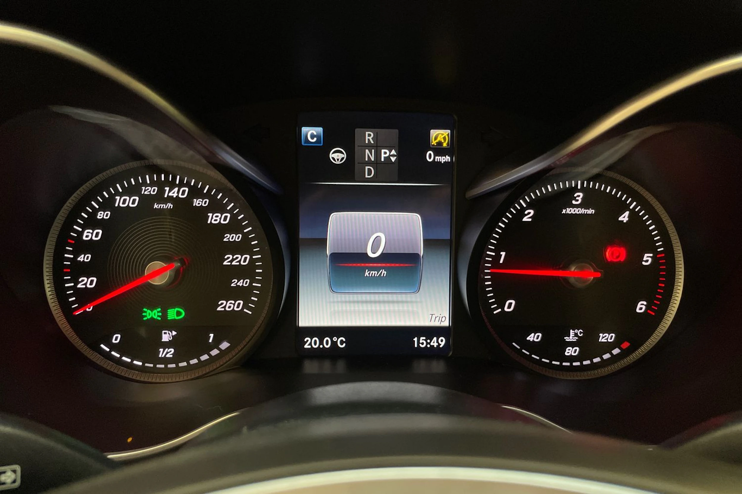 harmaa Mercedes-Benz C 2015 kuva 17.