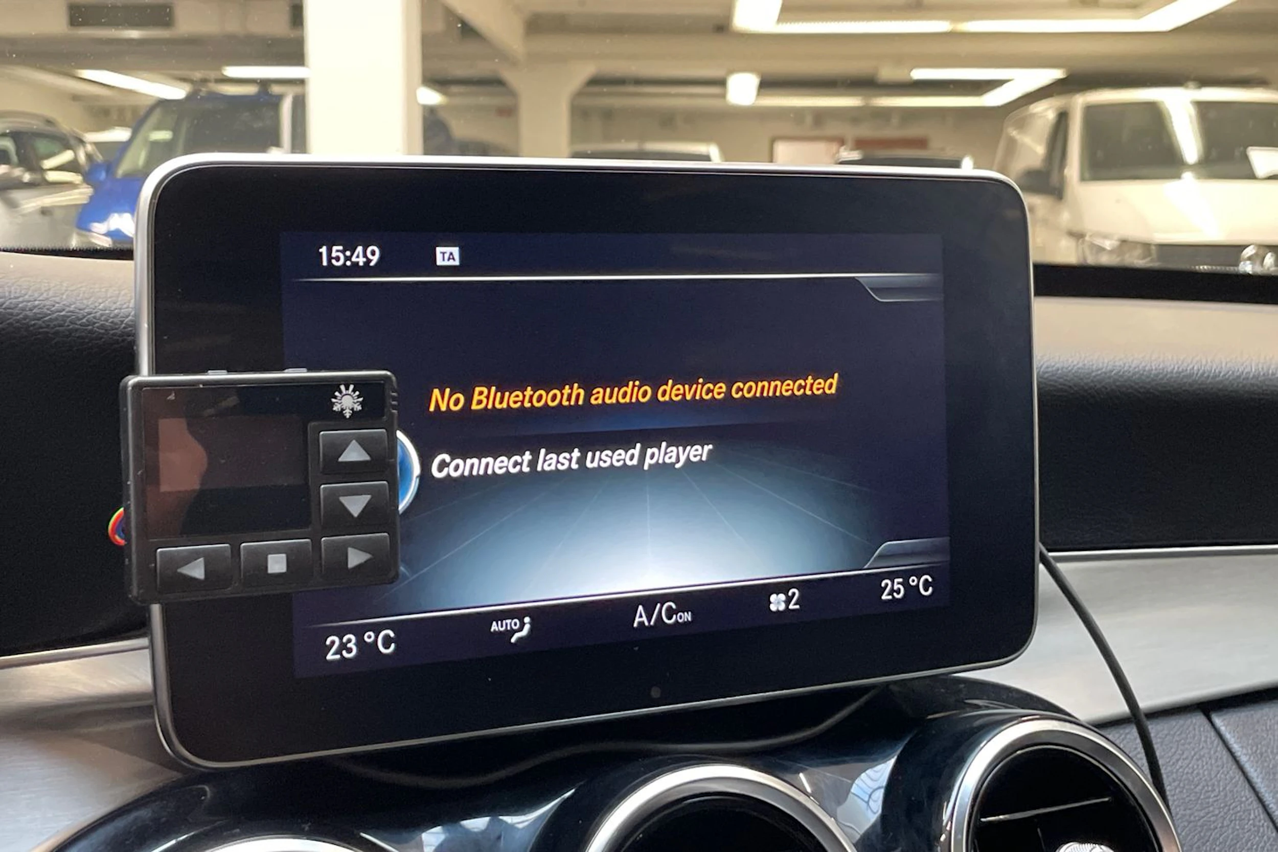 harmaa Mercedes-Benz C 2015 kuva 20.