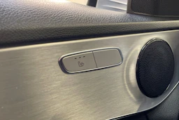 harmaa Mercedes-Benz C 2015 kuva 27.