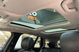 harmaa Mercedes-Benz C 2015 kuva 28.