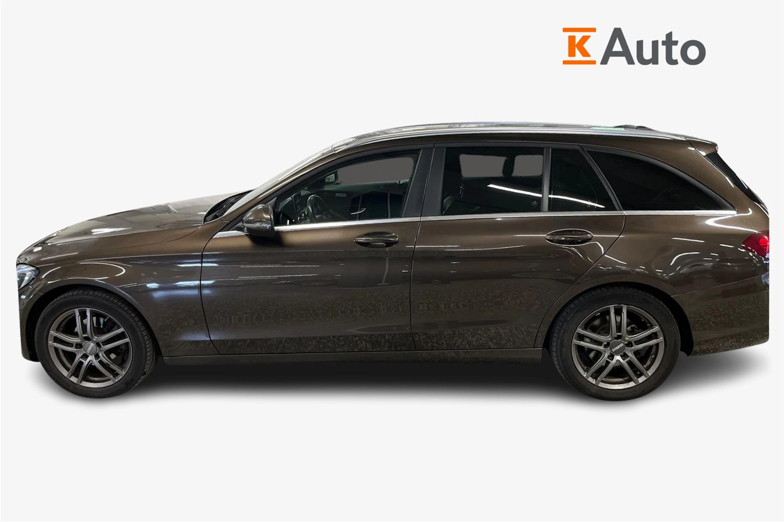 ruskea (beige) Mercedes-Benz C 2015 kuva 7.