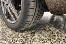 ruskea (beige) Mercedes-Benz C 2015 kuva 27.
