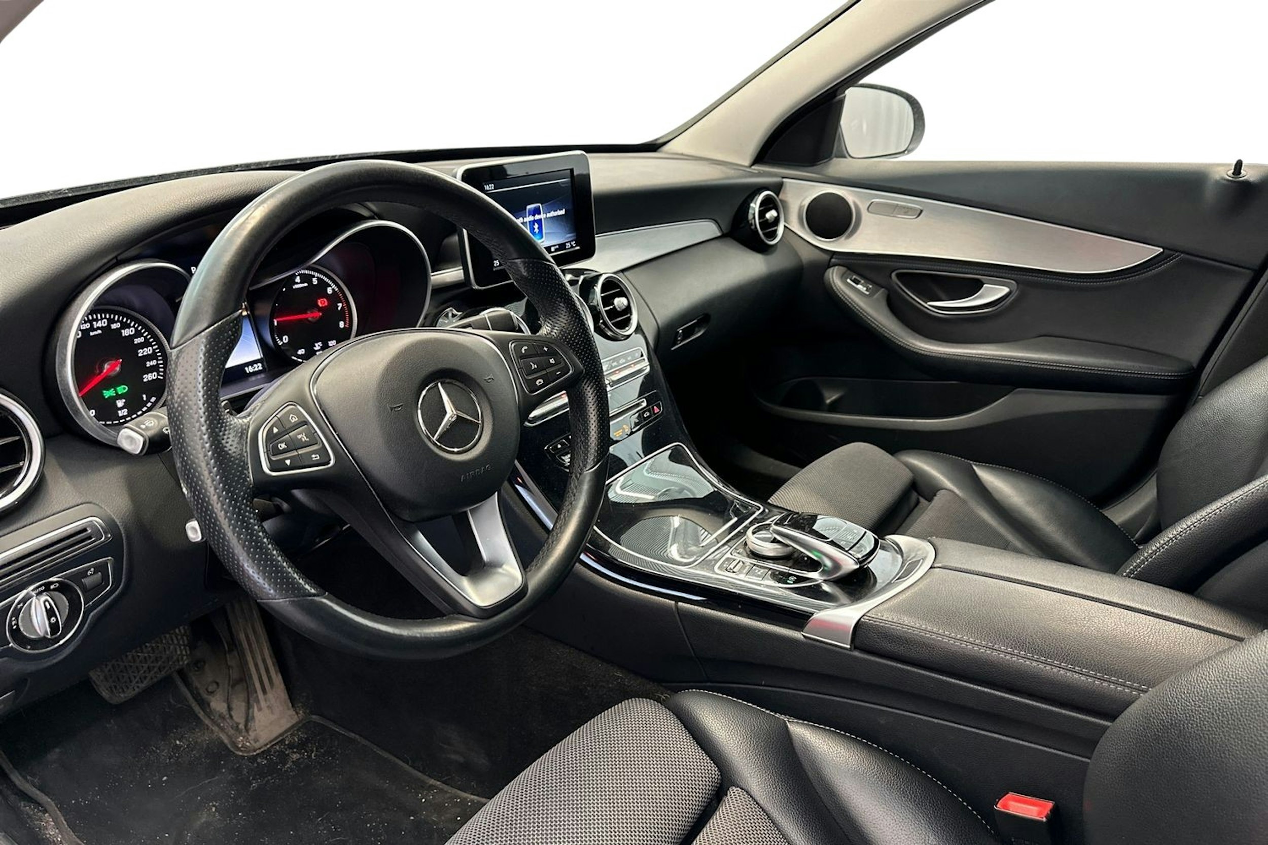 Musta Mercedes-Benz C 2015 kuva 3.