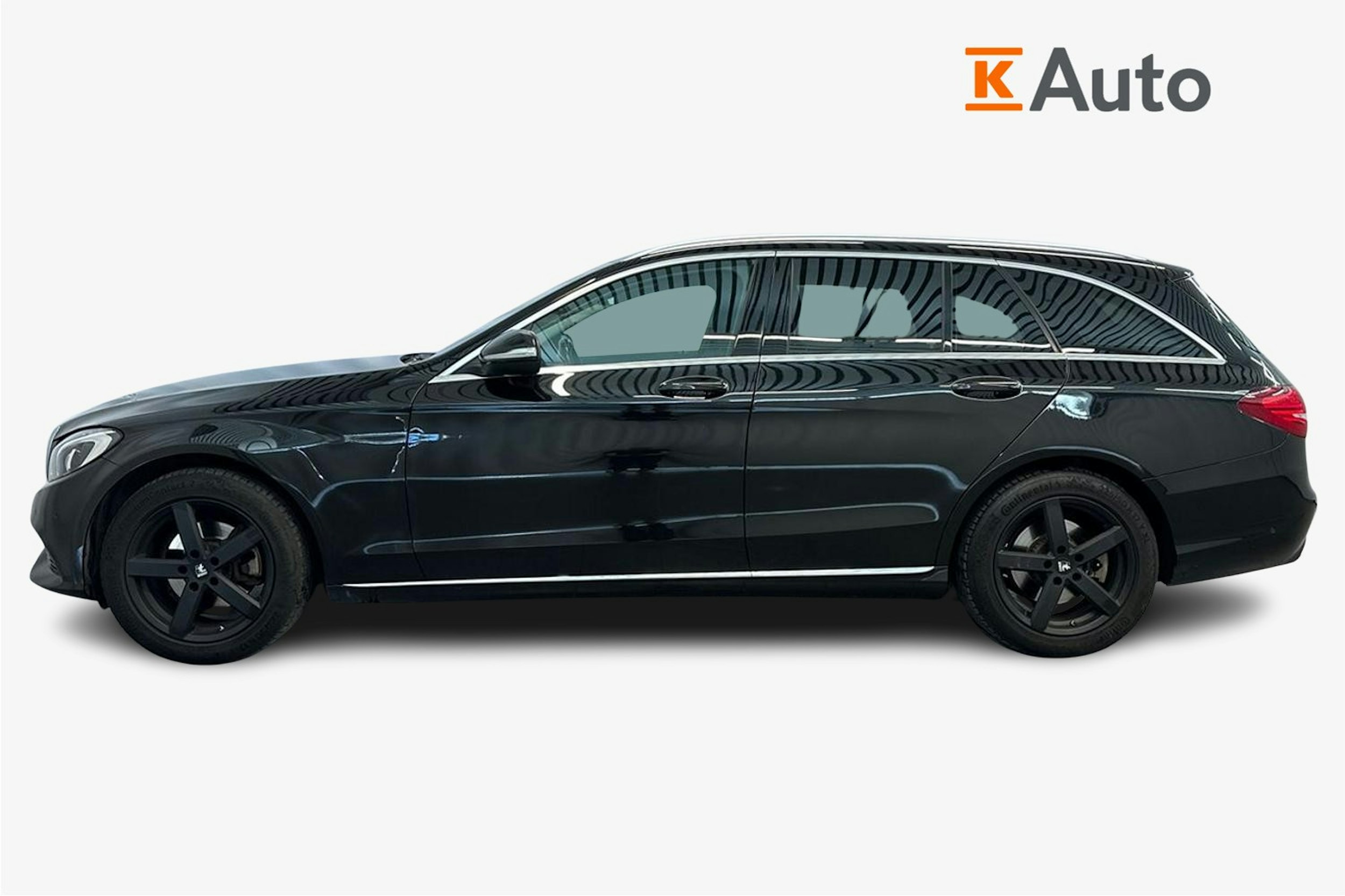 Musta Mercedes-Benz C 2015 kuva 6.