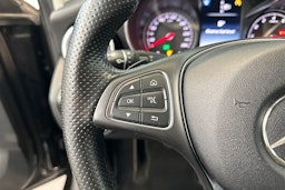 Musta Mercedes-Benz C 2015 kuva 18.