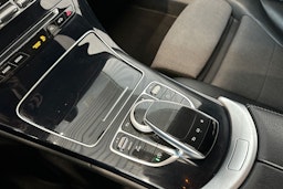 Musta Mercedes-Benz C 2015 kuva 22.