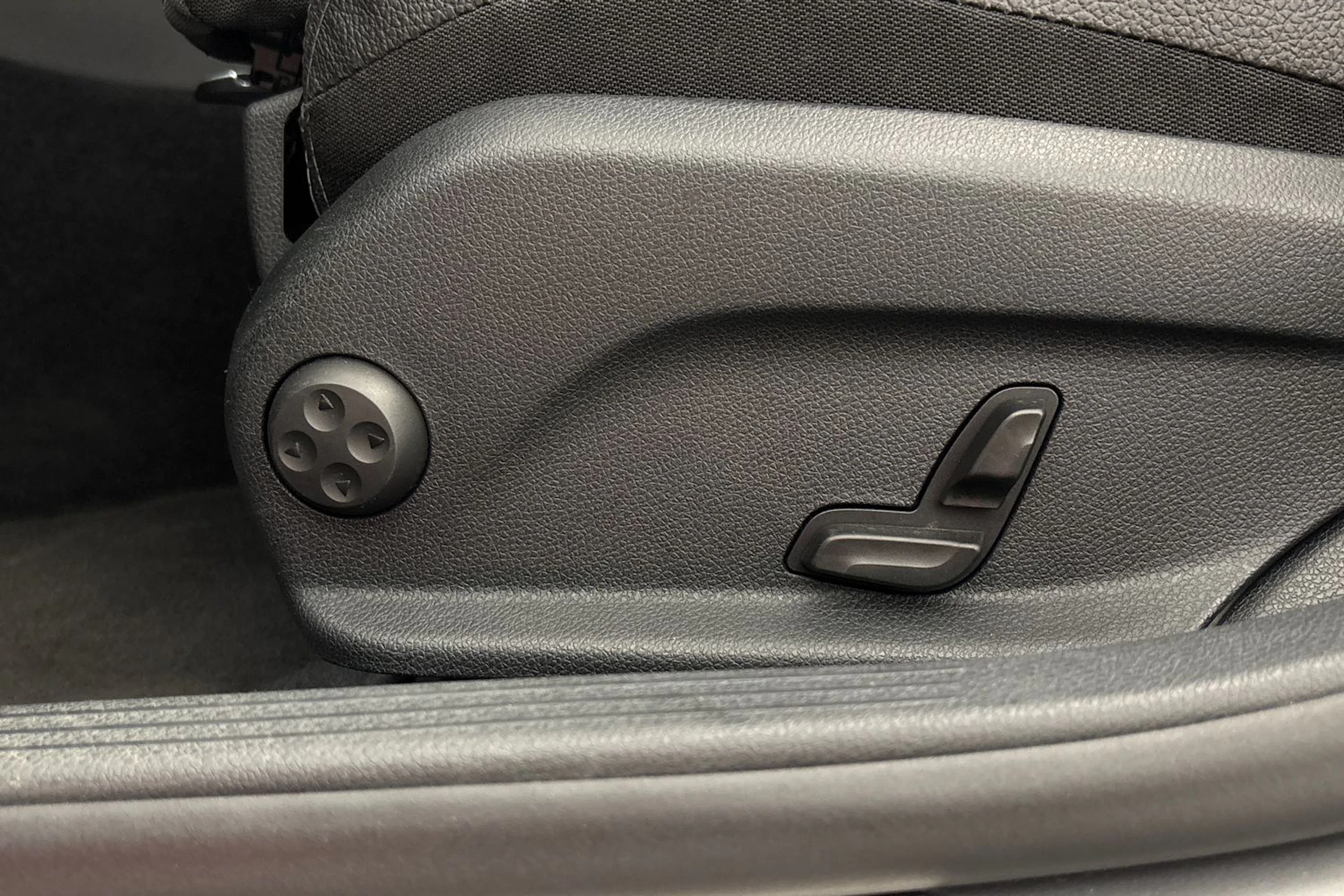 harmaa Mercedes-Benz C 2015 kuva 18.