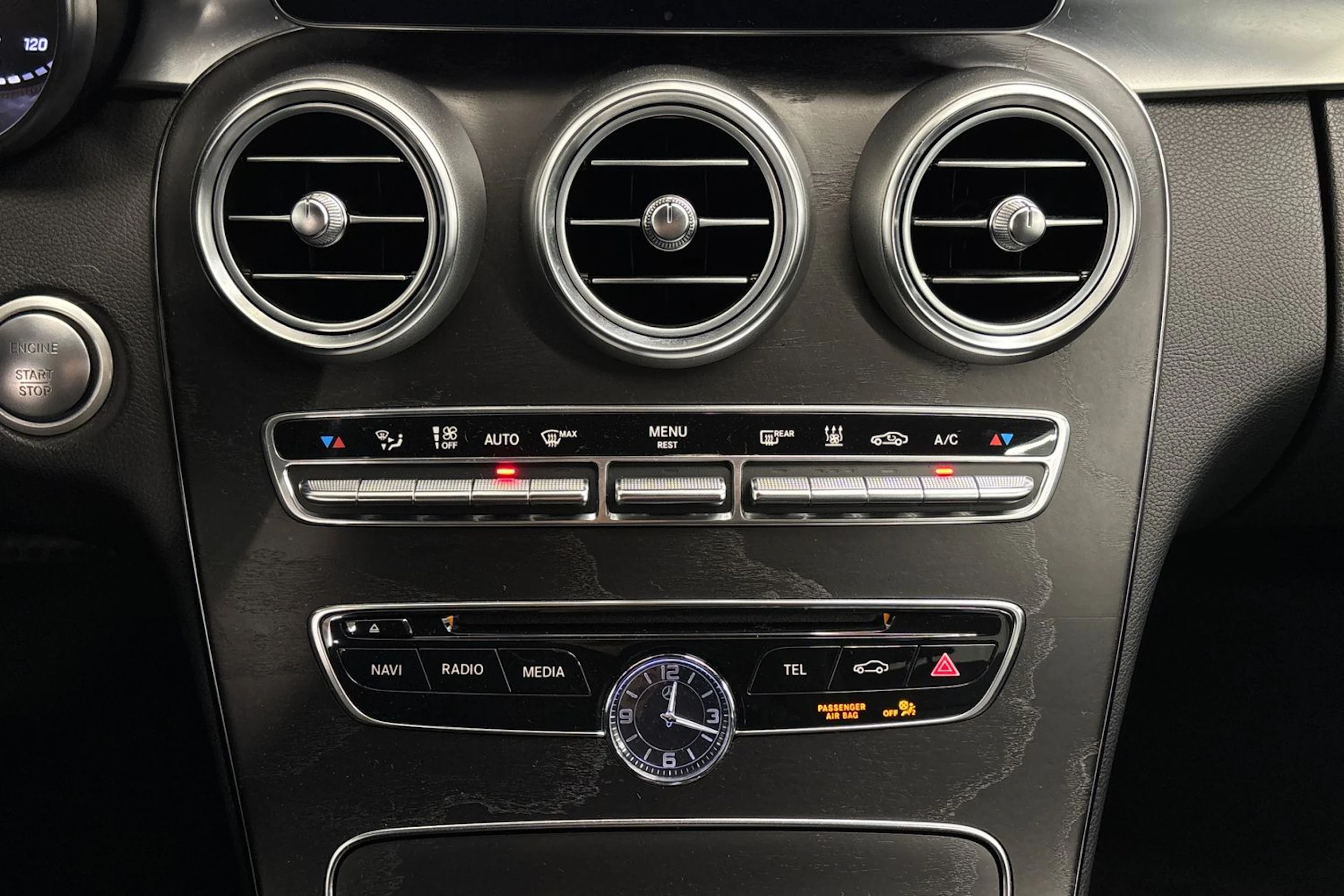 harmaa Mercedes-Benz C 2015 kuva 34.