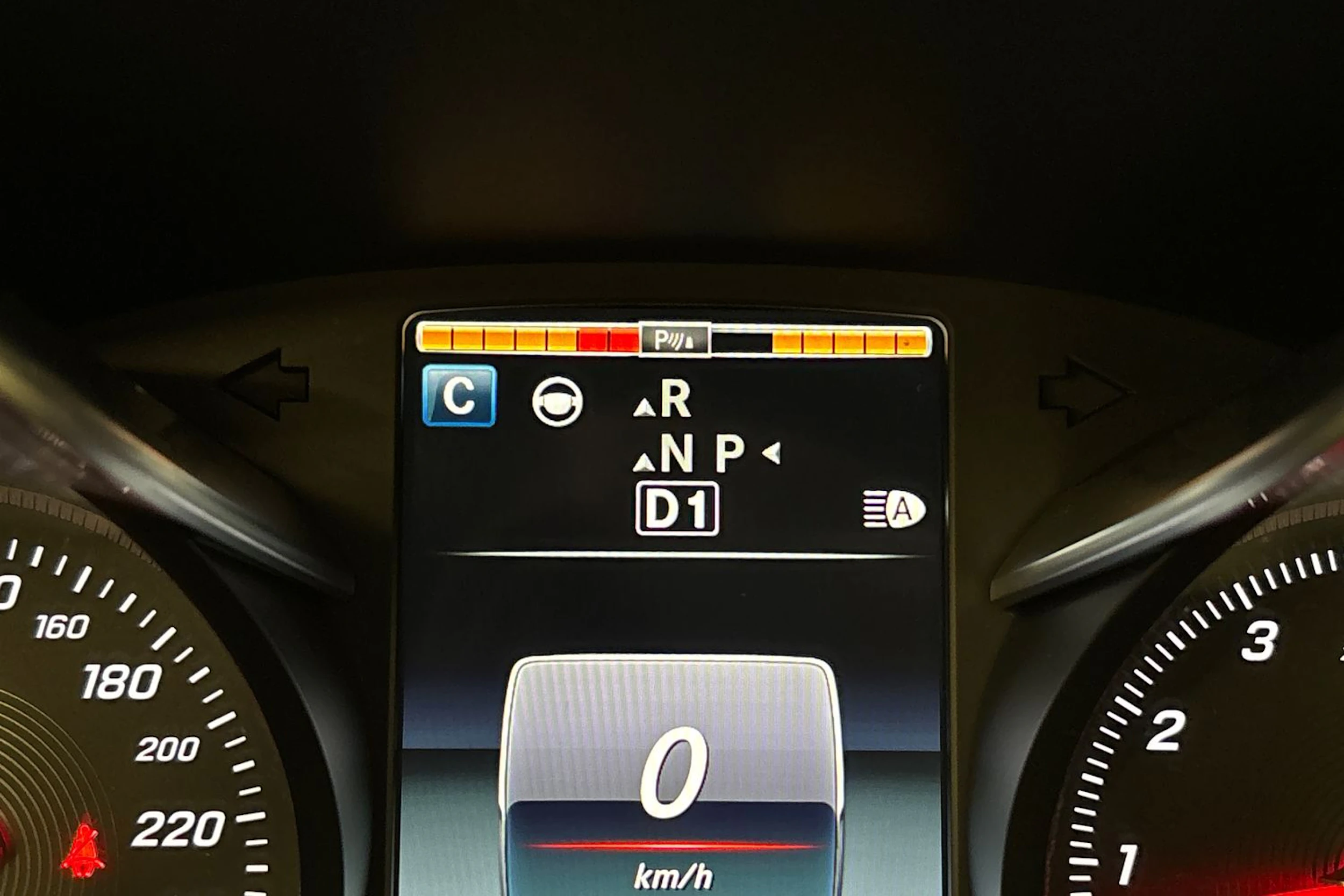harmaa Mercedes-Benz C 2015 kuva 38.