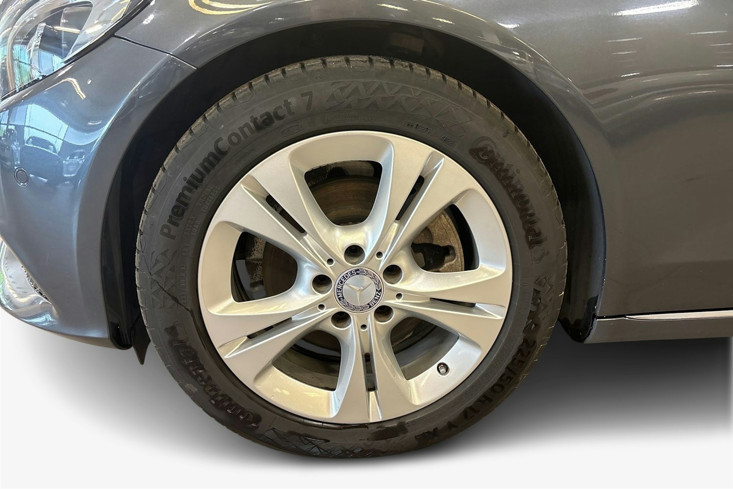 Harmaa Mercedes-Benz C 2015 kuva 11.