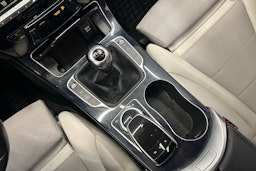 valkoinen Mercedes-Benz C 2015 kuva 25.