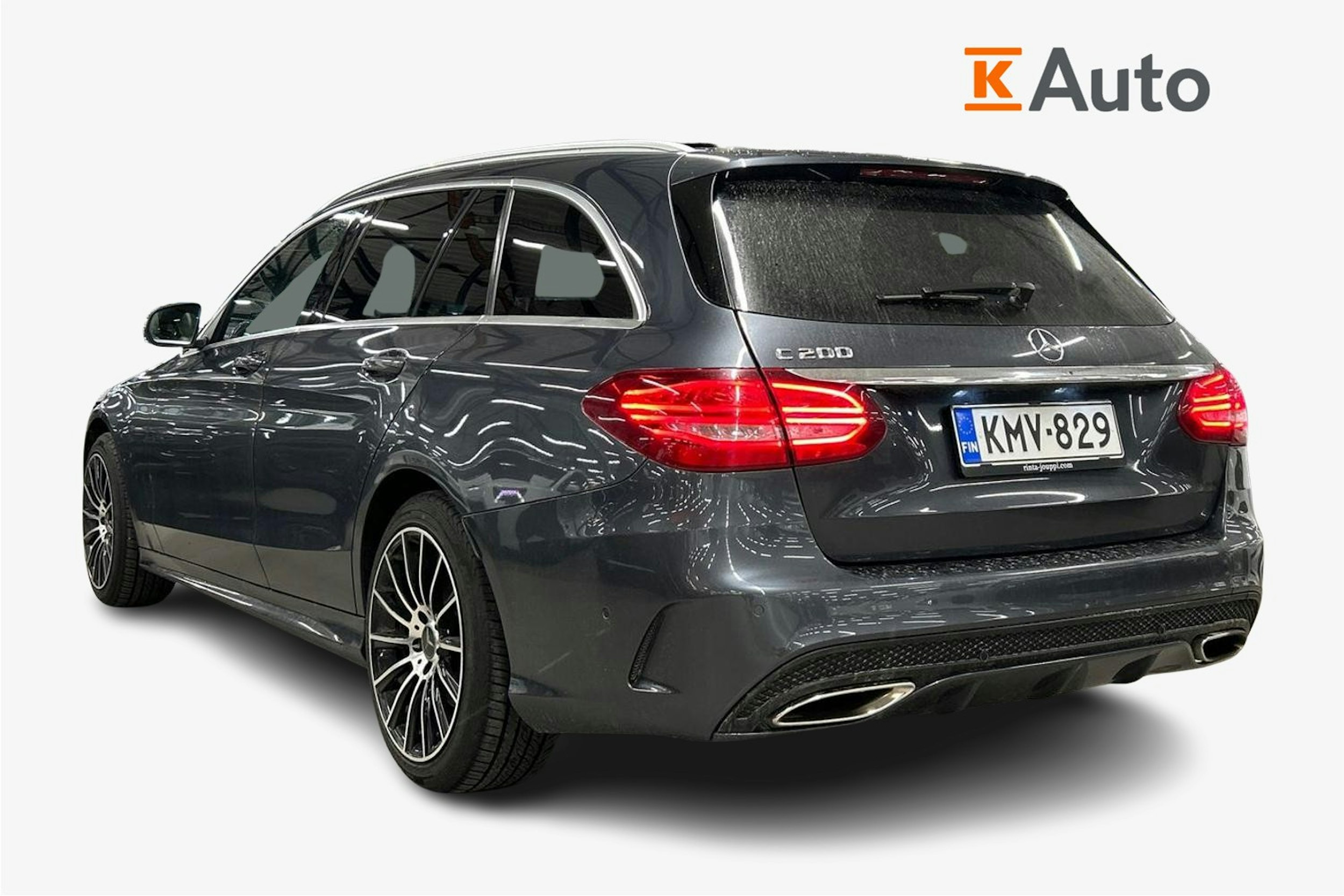 harmaa Mercedes-Benz C 2015 kuva 2.