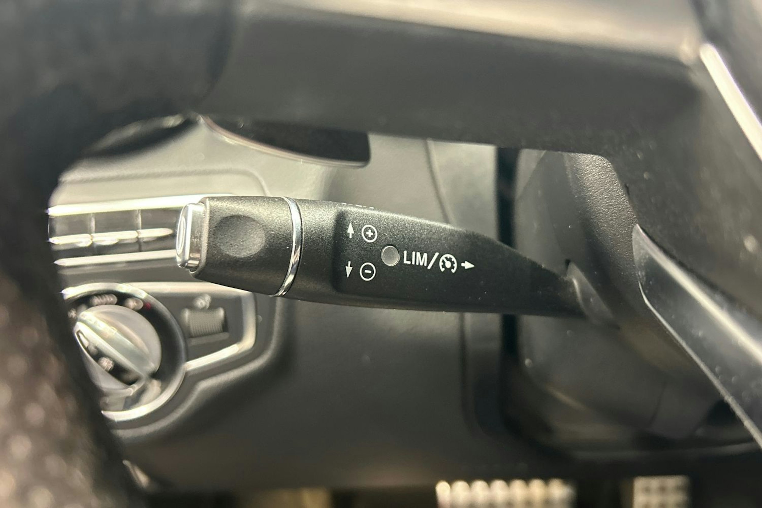 harmaa Mercedes-Benz C 2015 kuva 21.