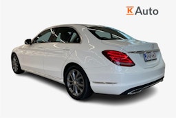 Valkoinen Mercedes-Benz C 2015 kuva 2.