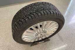 Valkoinen Mercedes-Benz C 2015 kuva 20.