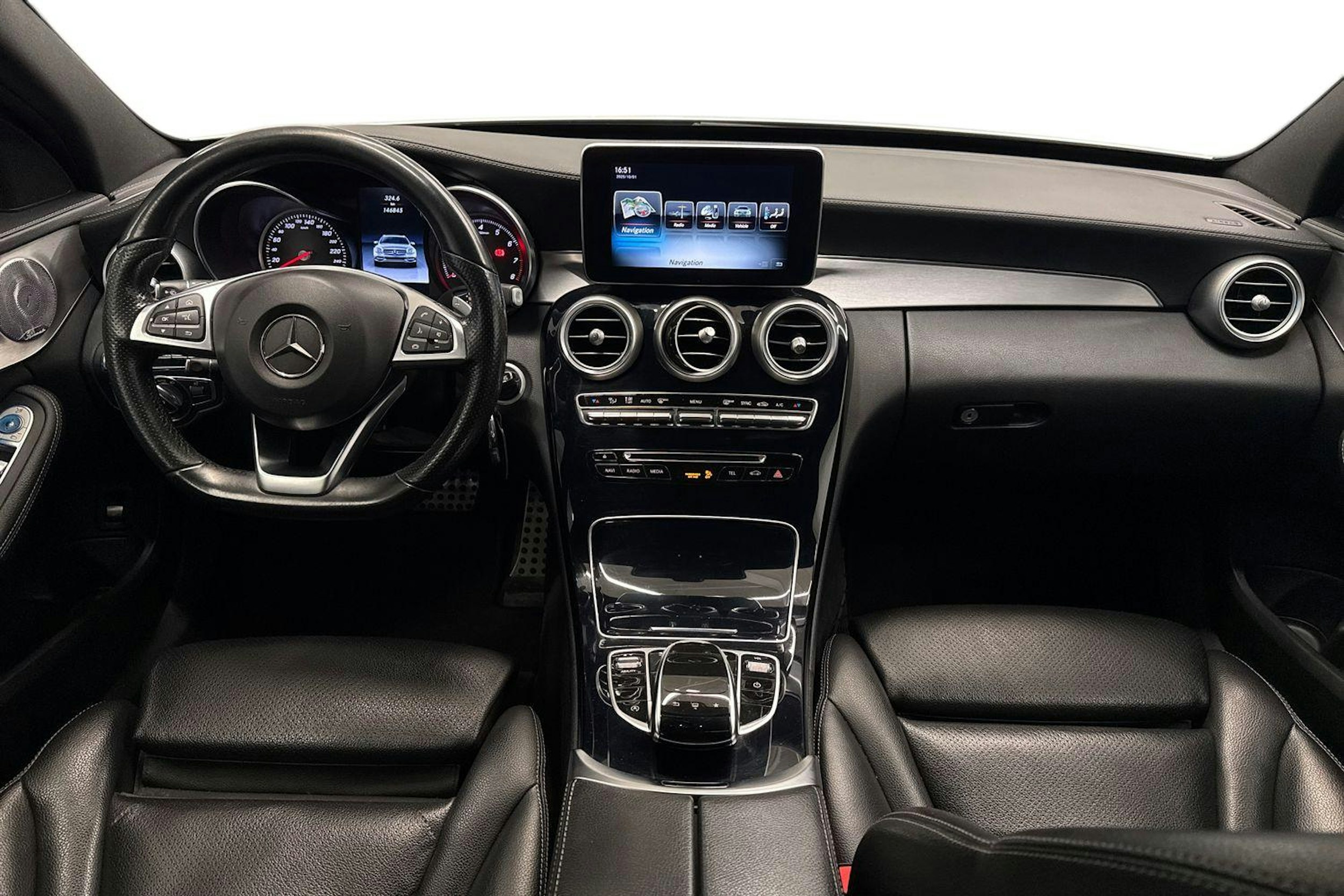 harmaa Mercedes-Benz C 2015 kuva 7.