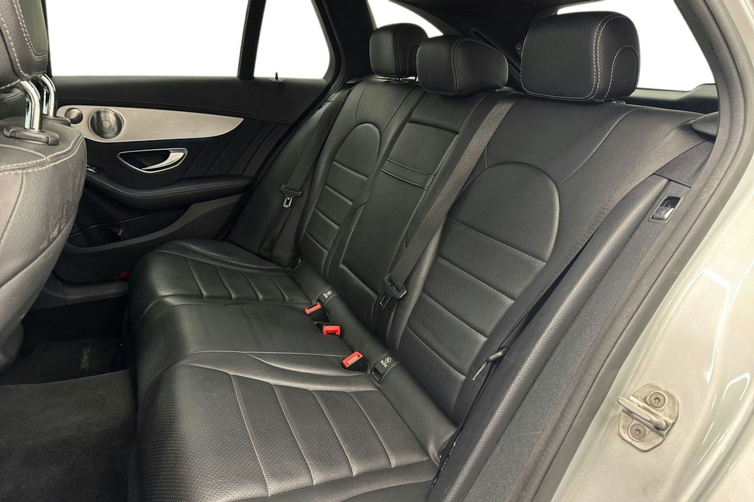 harmaa Mercedes-Benz C 2015 kuva 8.