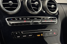 harmaa Mercedes-Benz C 2015 kuva 22.