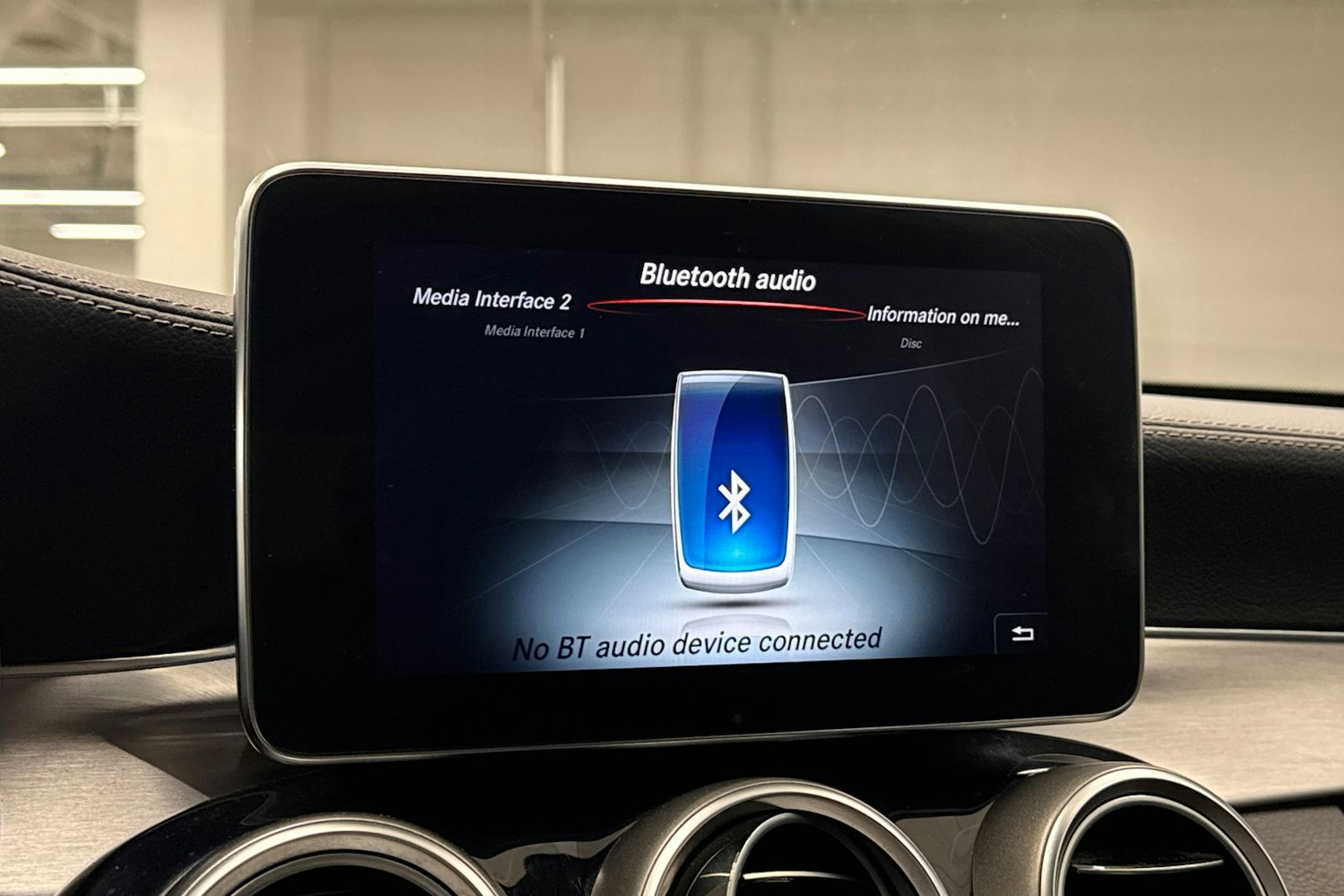 harmaa Mercedes-Benz C 2015 kuva 26.