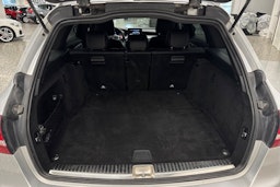 harmaa Mercedes-Benz C 2015 kuva 32.