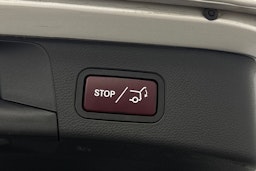 harmaa Mercedes-Benz C 2015 kuva 33.