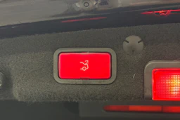 musta Mercedes-Benz C 2015 kuva 14.