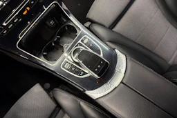 musta Mercedes-Benz C 2015 kuva 24.