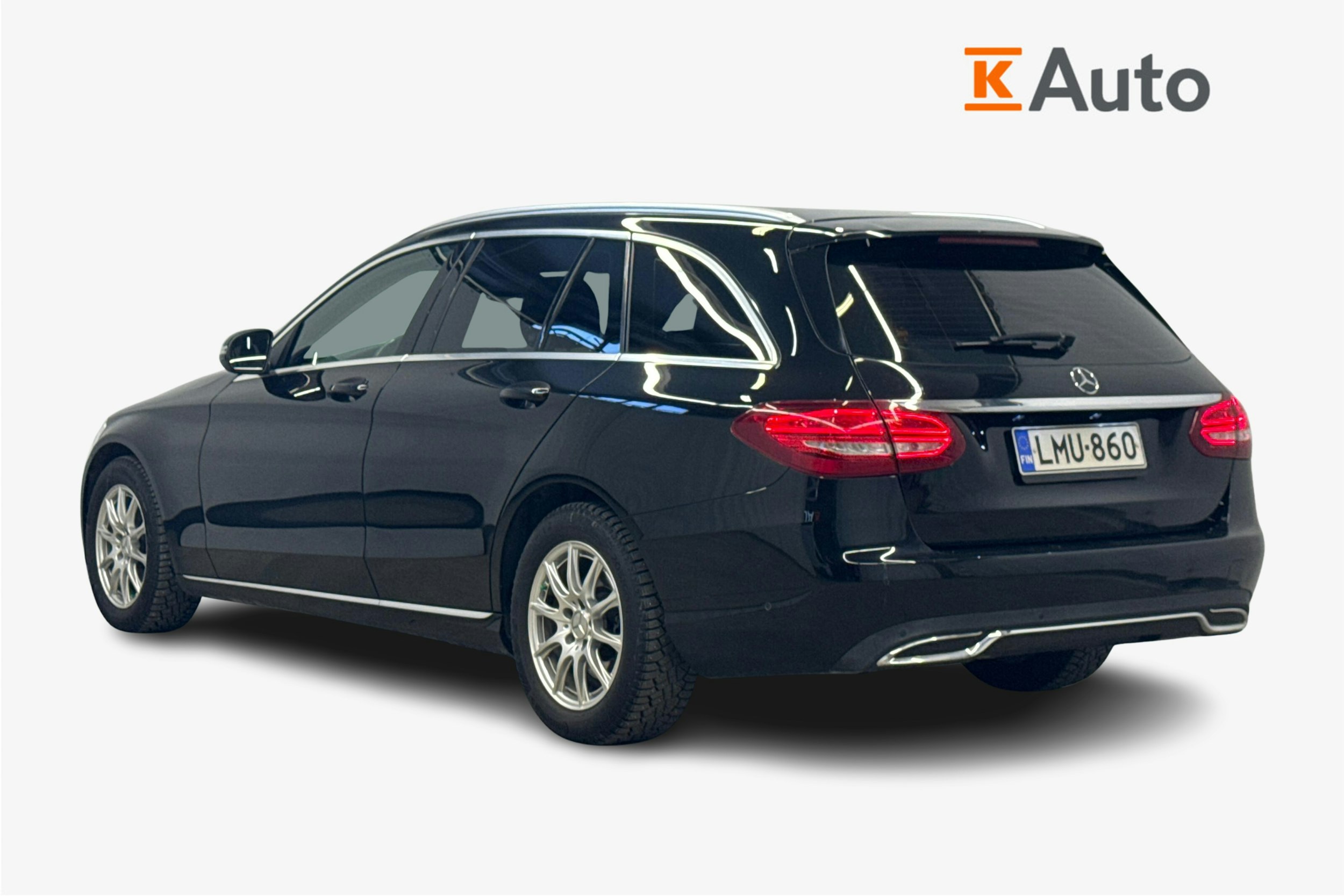 musta Mercedes-Benz C 2015 kuva 2.