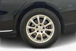 musta Mercedes-Benz C 2015 kuva 11.