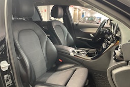 musta Mercedes-Benz C 2015 kuva 16.