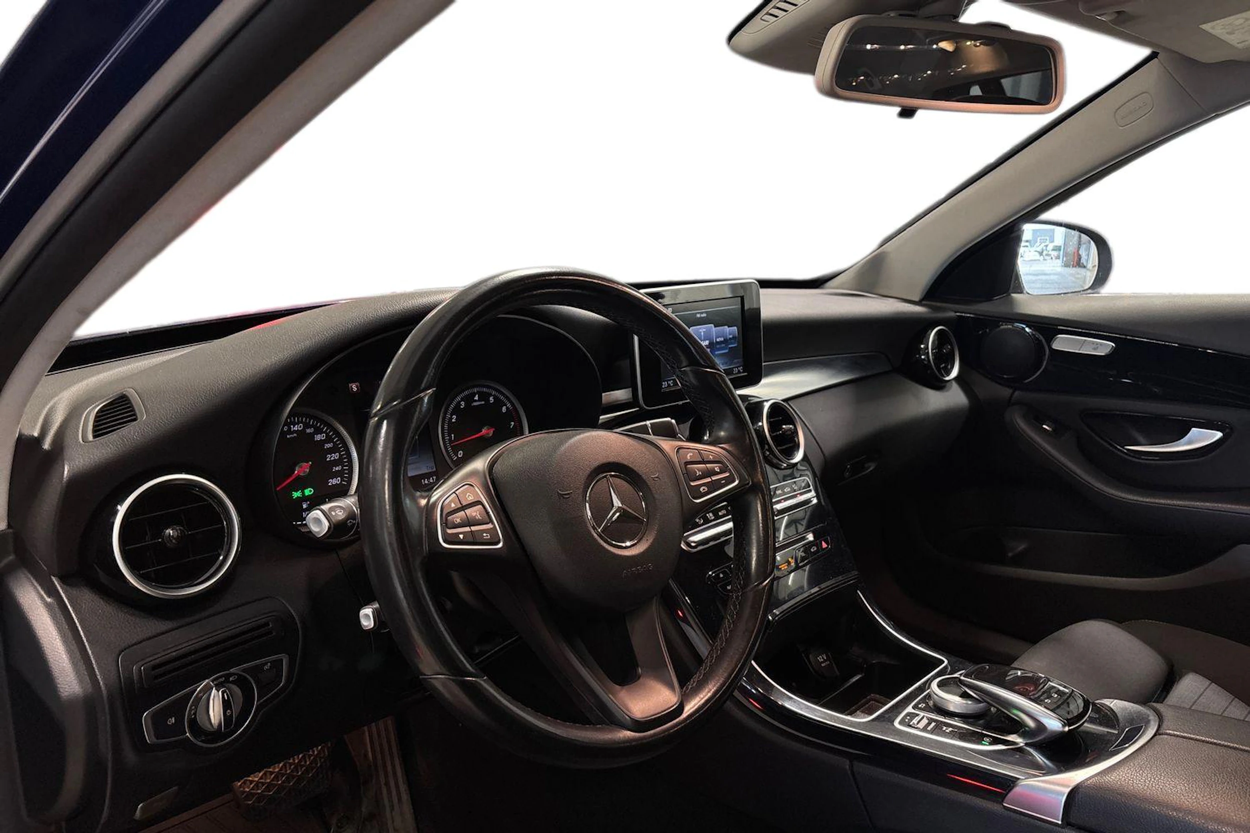 sininen Mercedes-Benz C 2015 kuva 3.