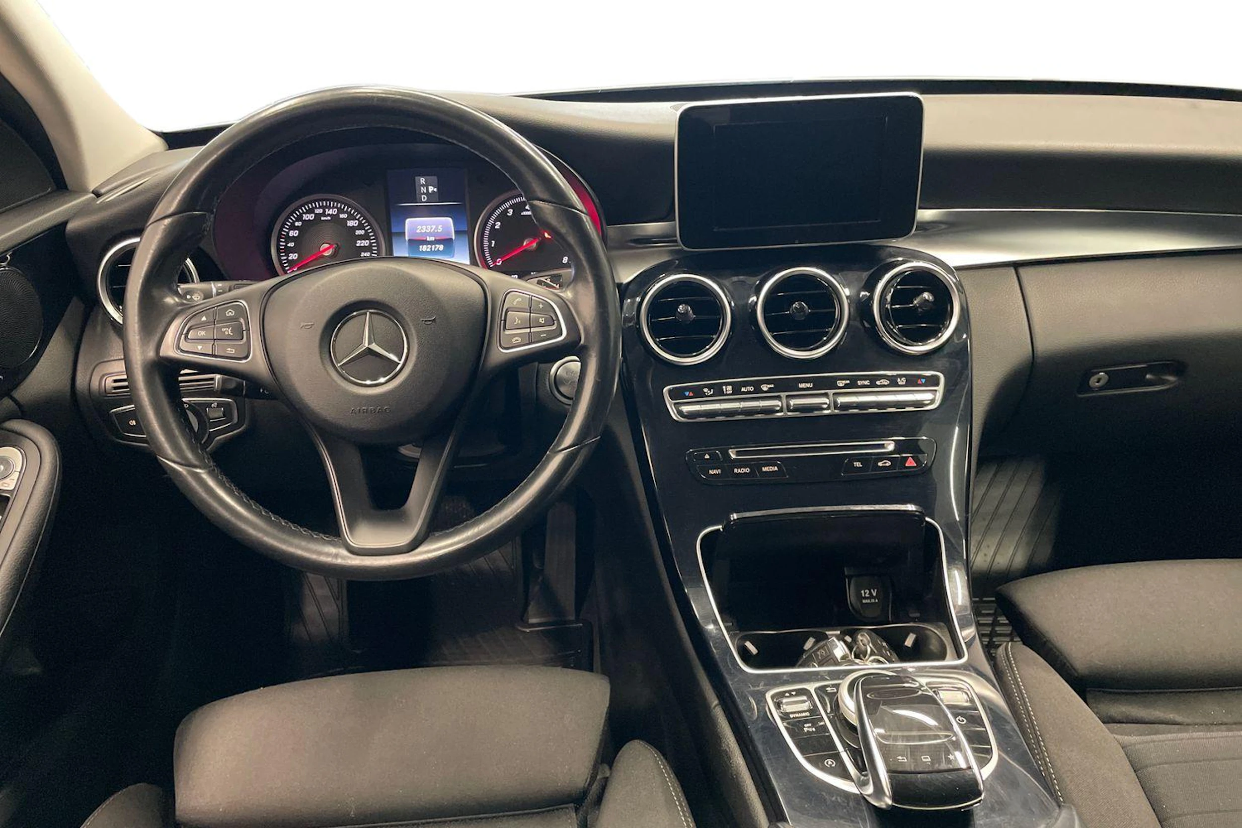 Harmaa Mercedes-Benz C 2015 kuva 9.
