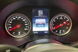 Harmaa Mercedes-Benz C 2015 kuva 19.