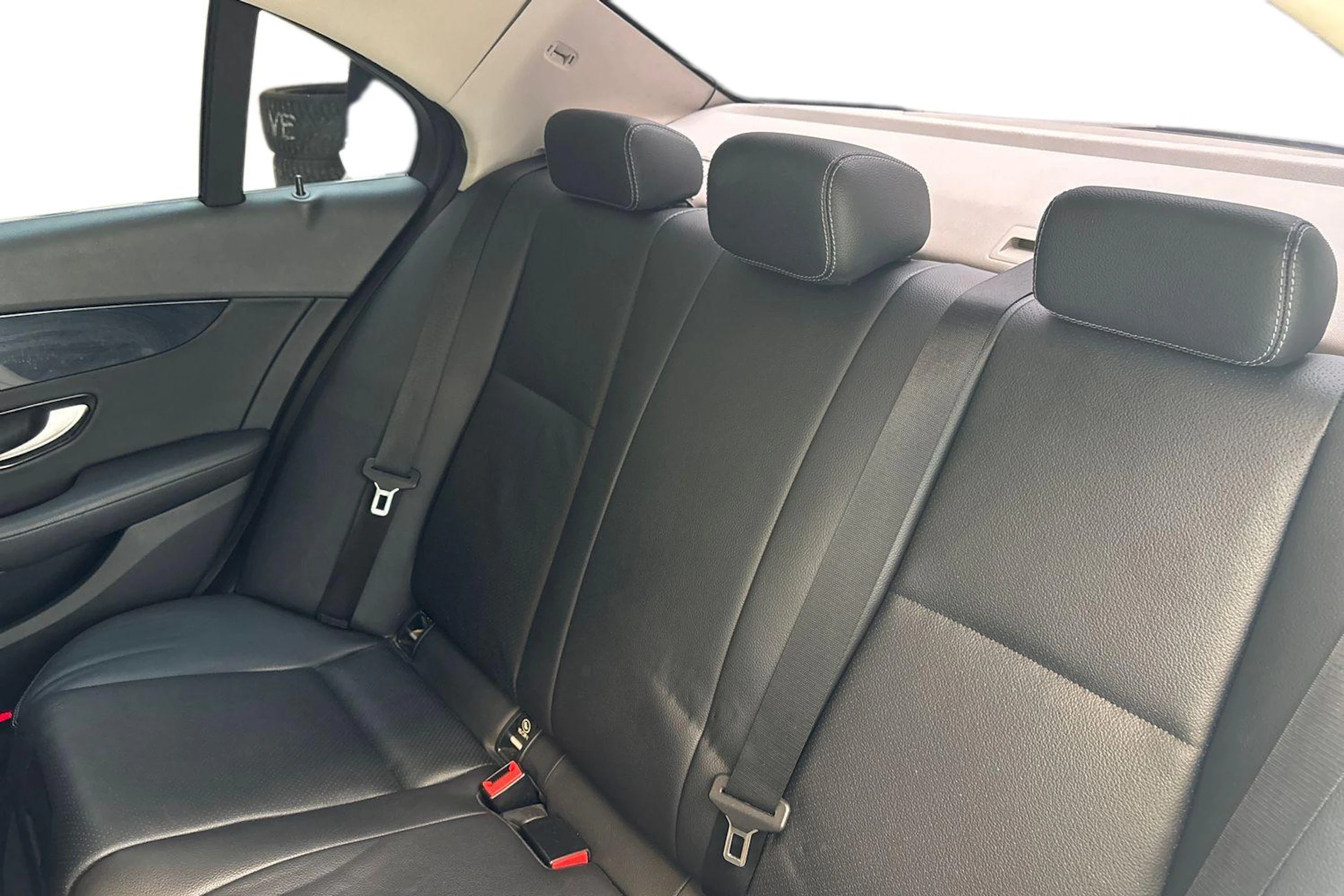 harmaa Mercedes-Benz C 2015 kuva 11.