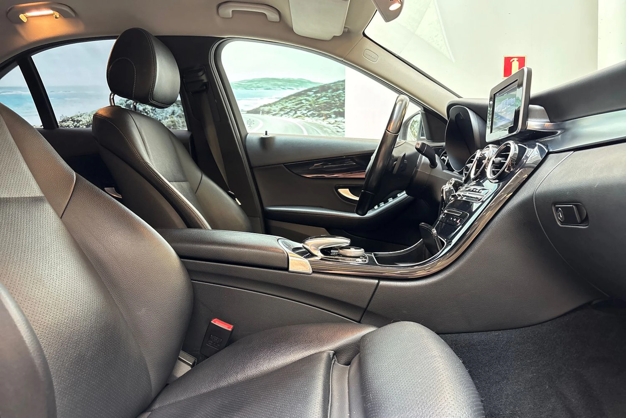 harmaa Mercedes-Benz C 2015 kuva 26.