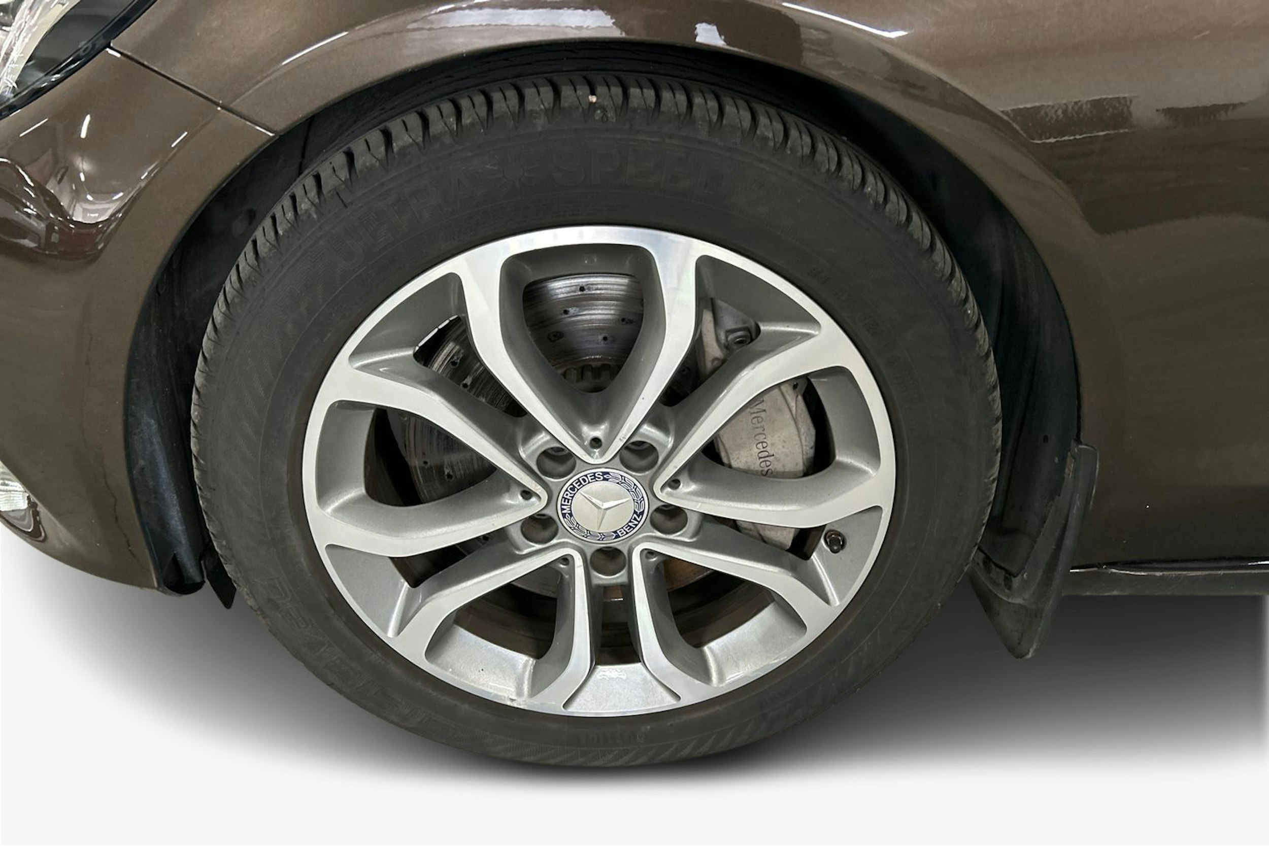 Ruskea (beige) Mercedes-Benz C 2015 kuva 9.