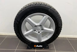 sininen Mercedes-Benz C 2015 kuva 31.