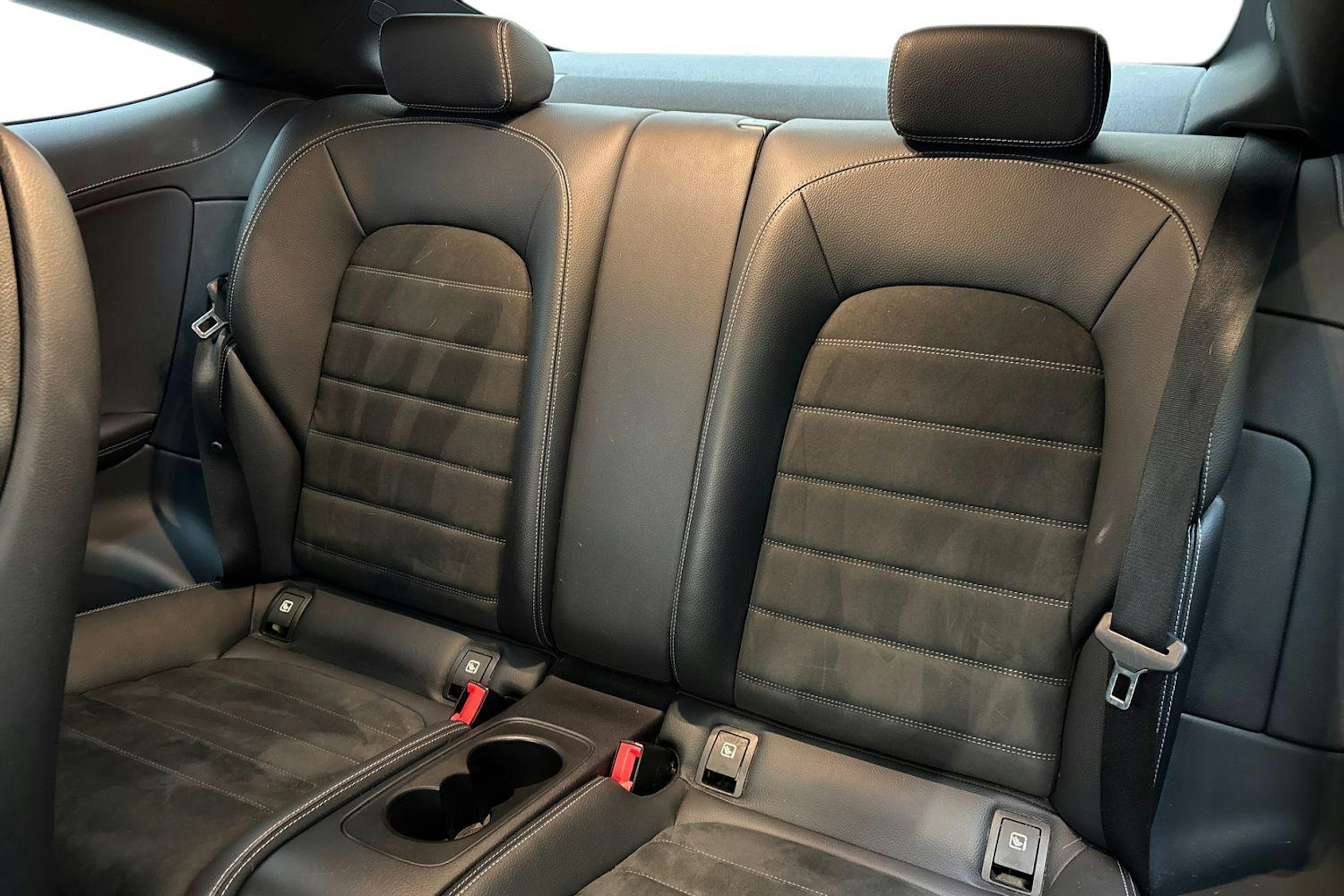 harmaa Mercedes-Benz C 2015 kuva 10.